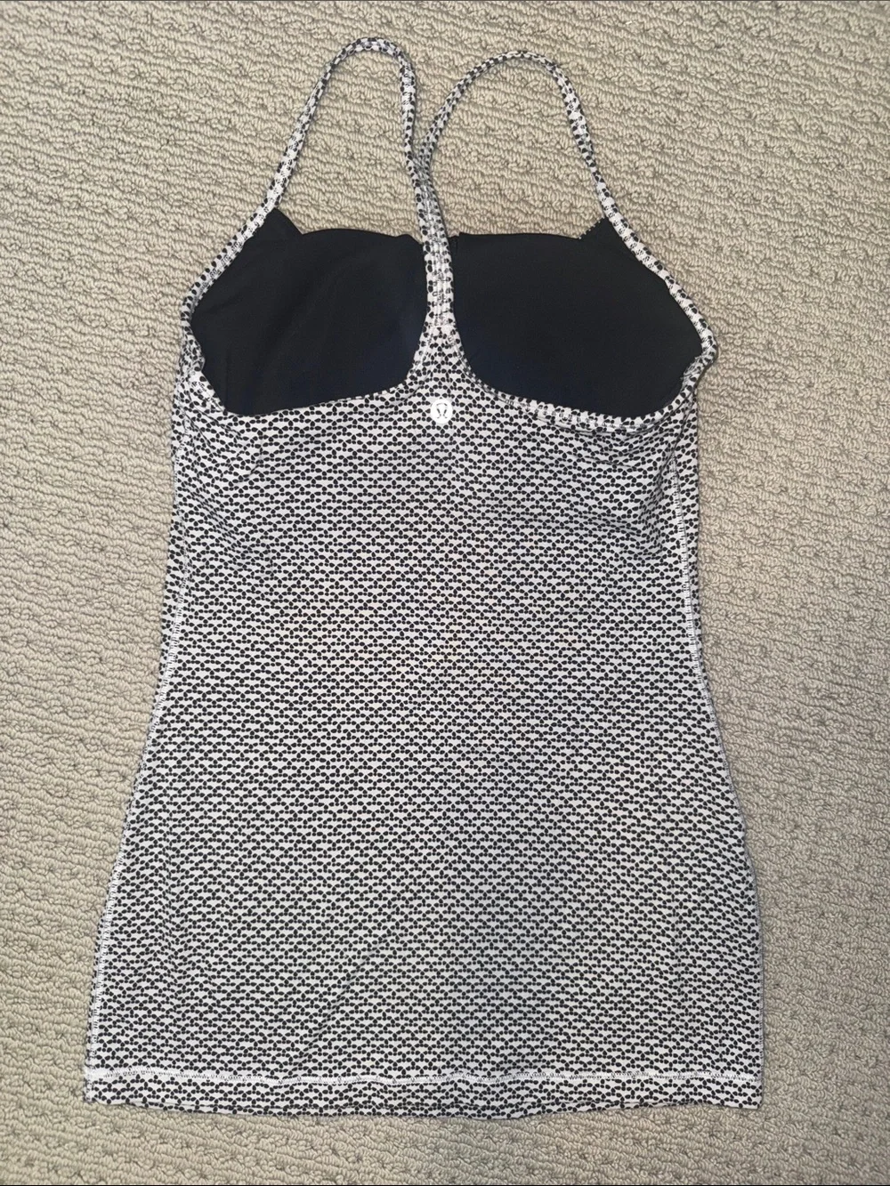 Lululemon Power Pose Y Strap Tank Monochromic Black & White Geometric Print (4)